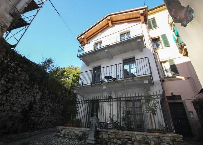 Casa vacanze Borgo Bolvedro - Tremezzo By Lovecomo